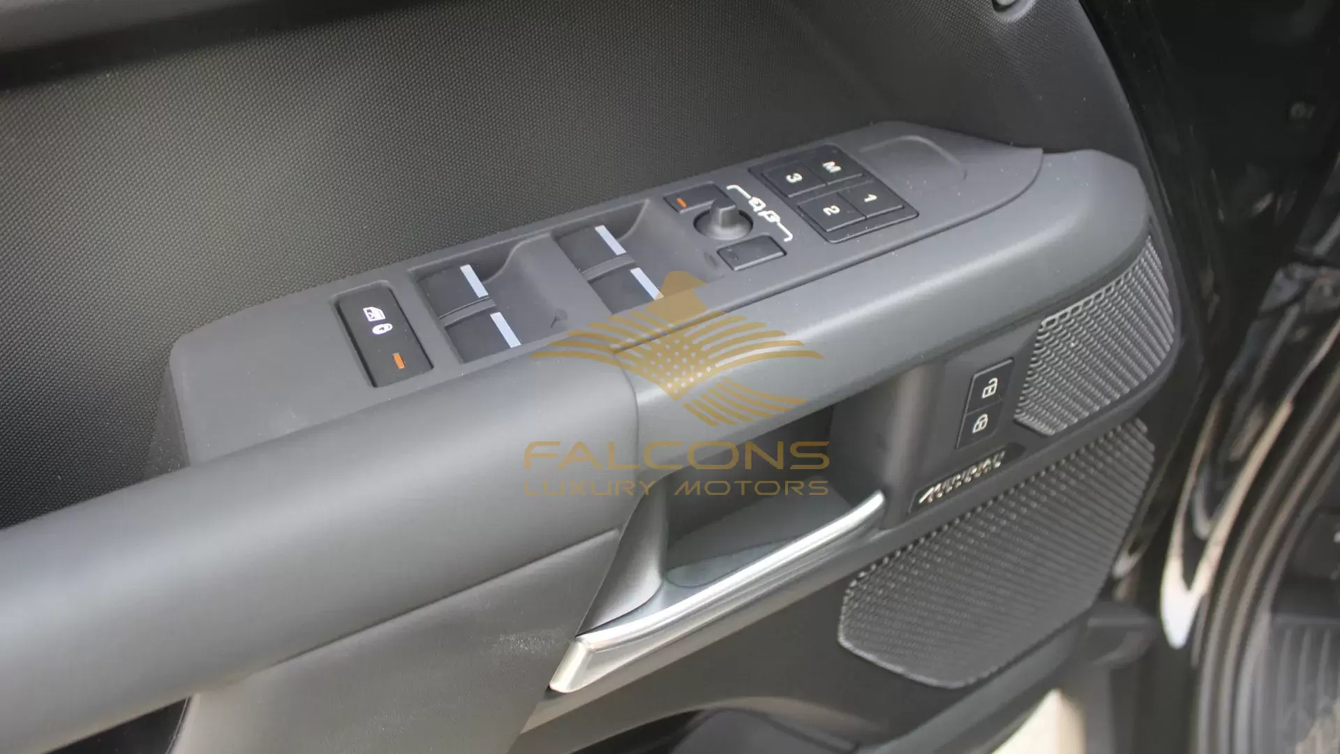 3.0L 110 P400 X EDITION AT - Image 15