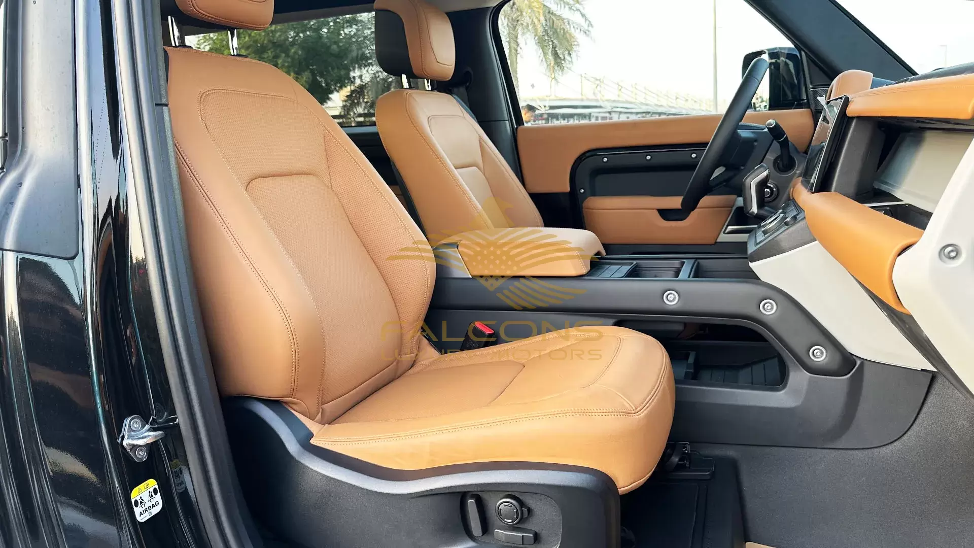 3.0L 90 P400 HSE AWD AT - Image 10