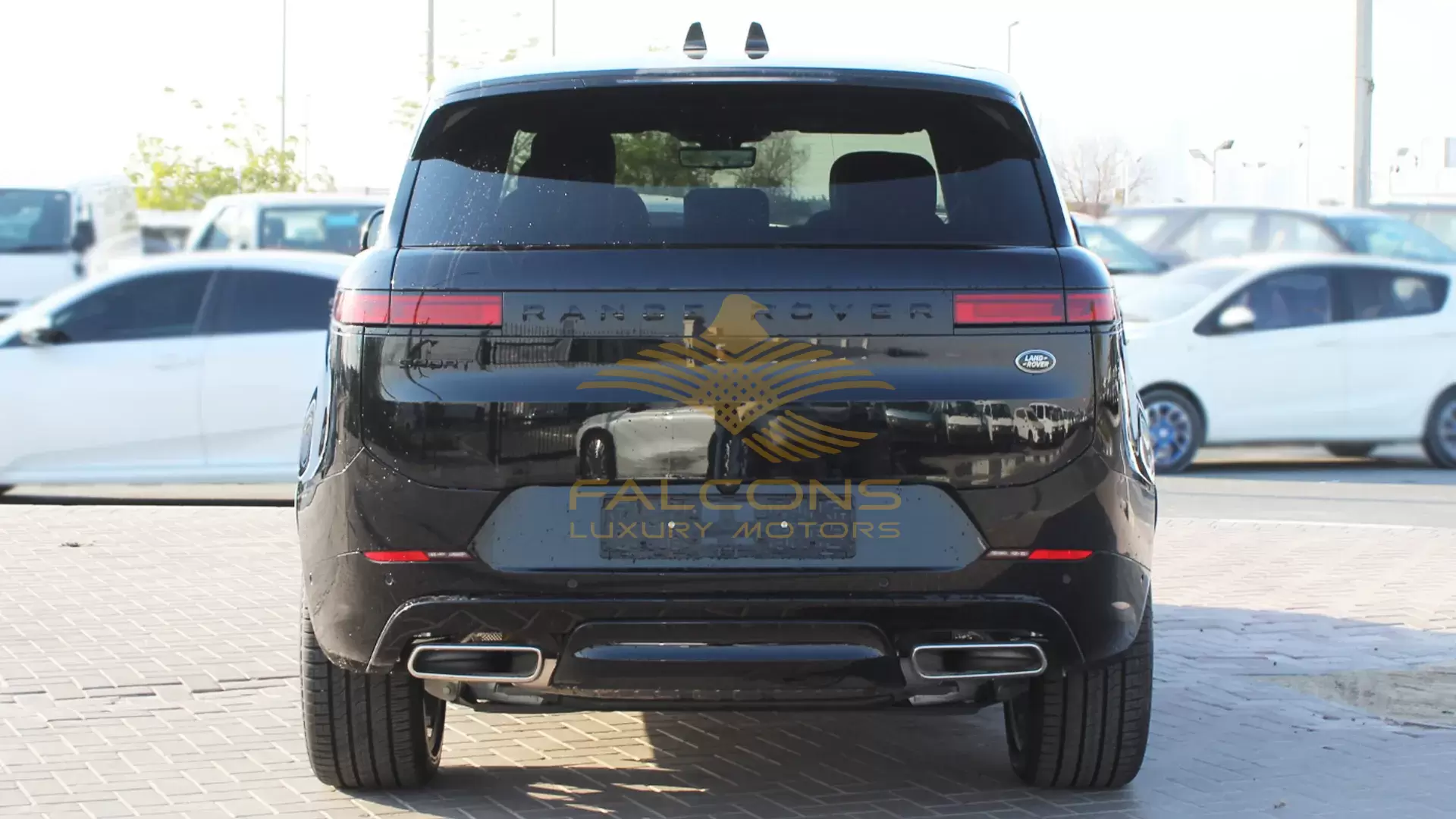 3.0L Sport Petrol P400 Autobiography AT - Image 3