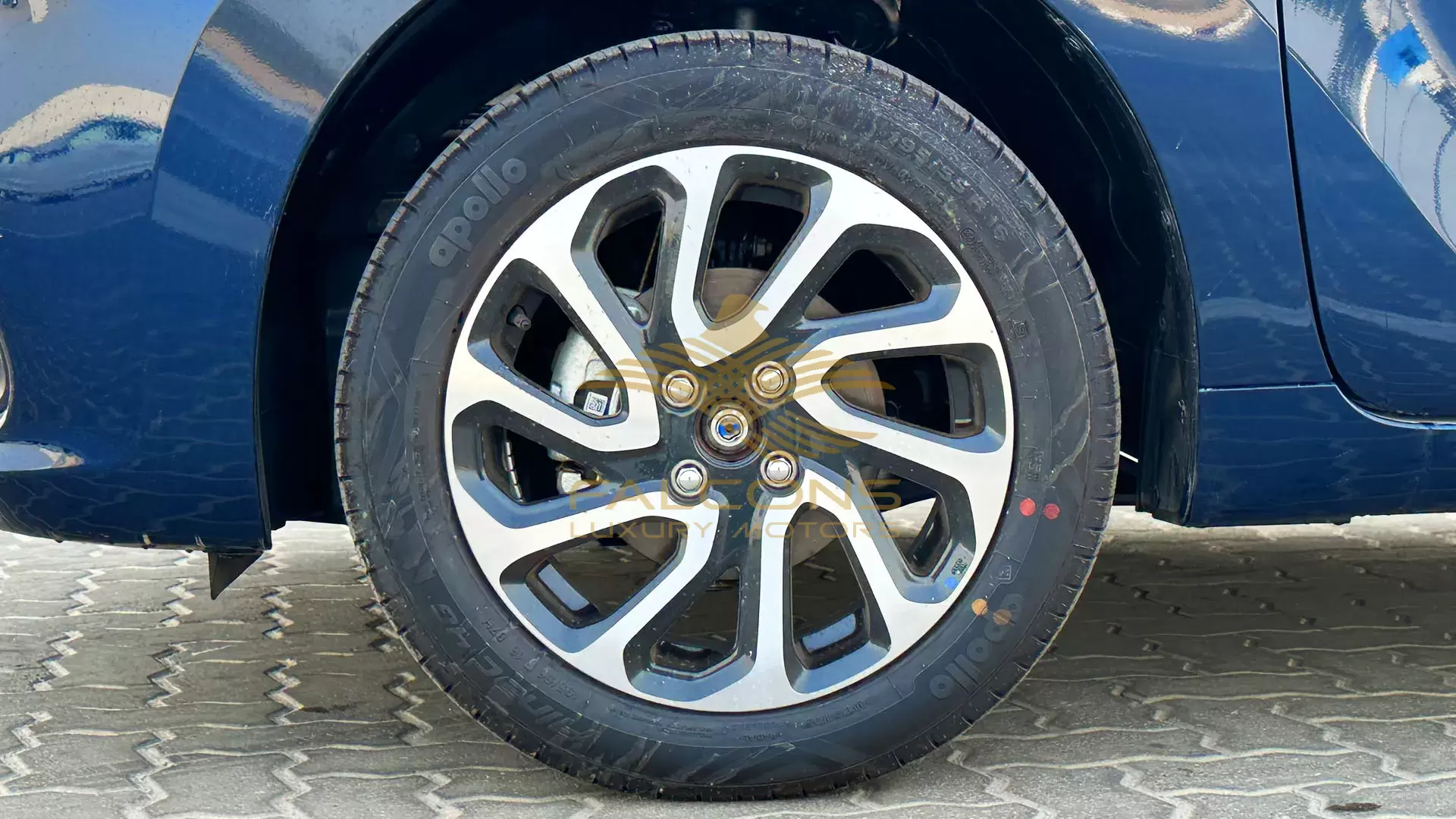 1373cc GLX 5P BVA Audio - Image 12