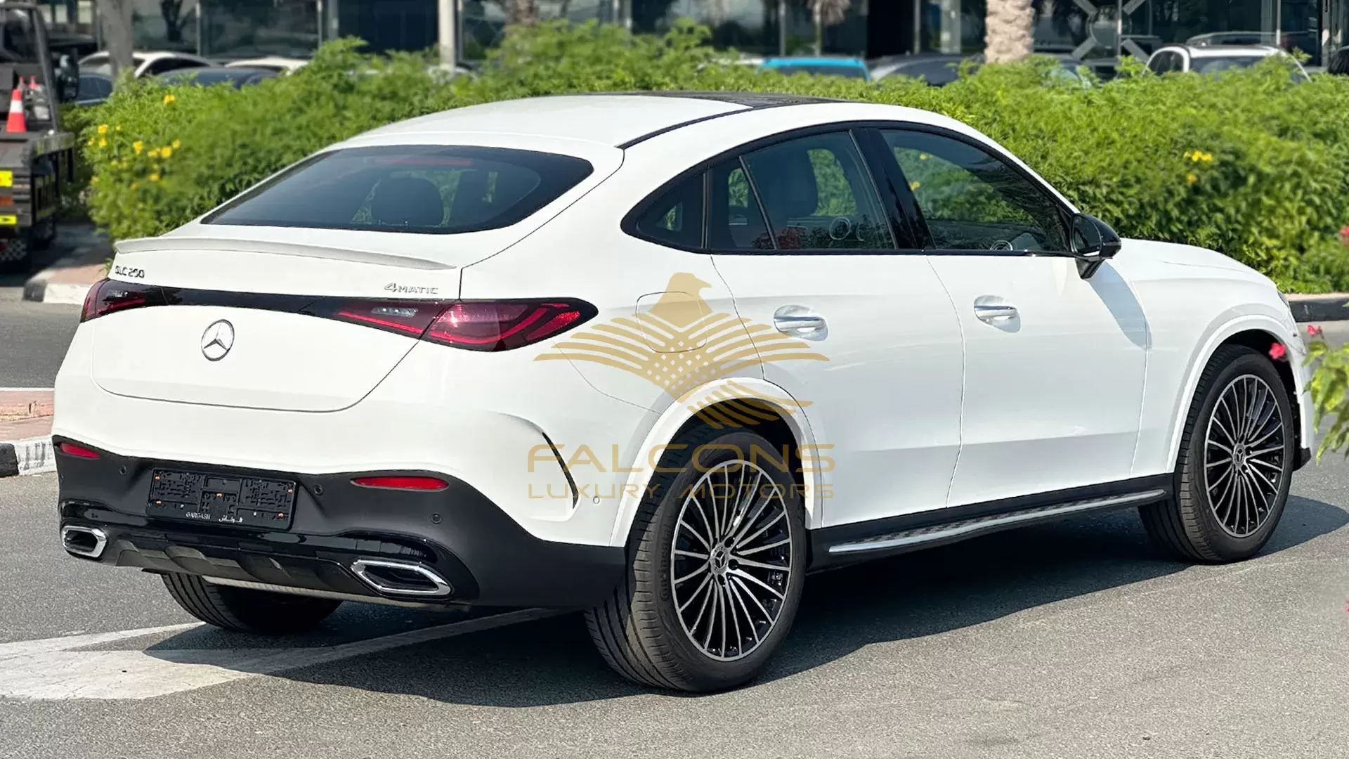 2.0L 4MATIC Coupe AT - Image 5