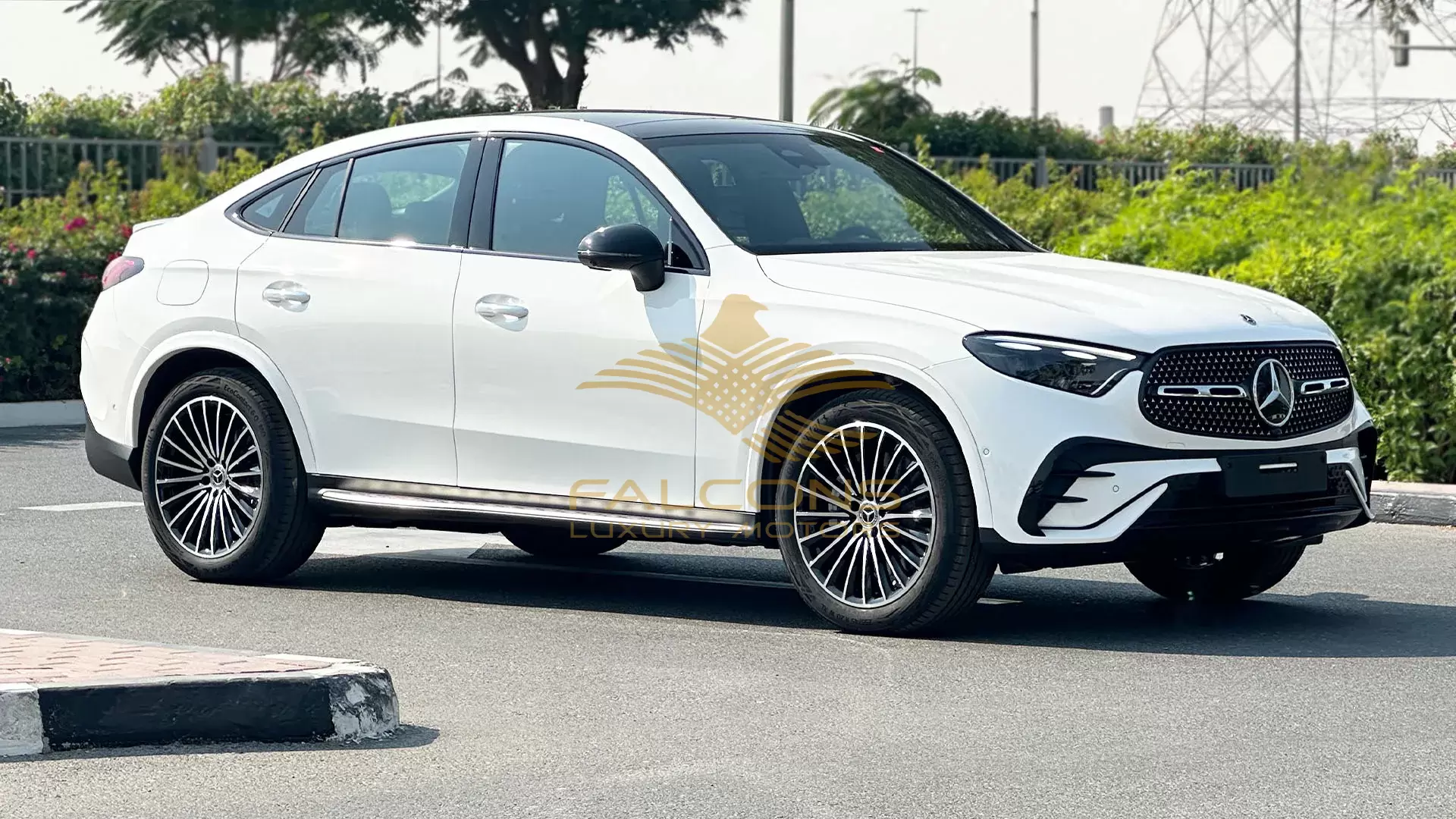 2.0L 4MATIC Coupe AT - Image 6