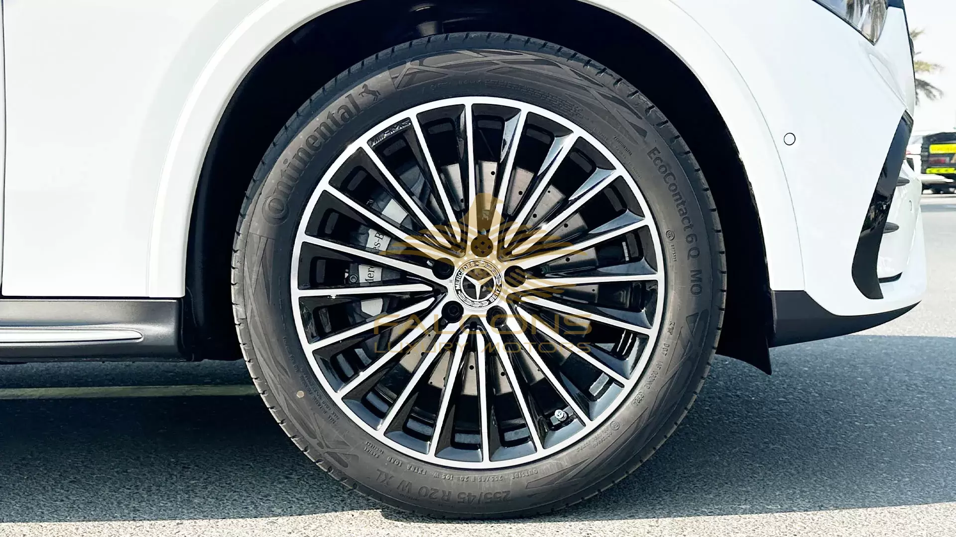 2.0L 4MATIC Coupe AT - Image 8