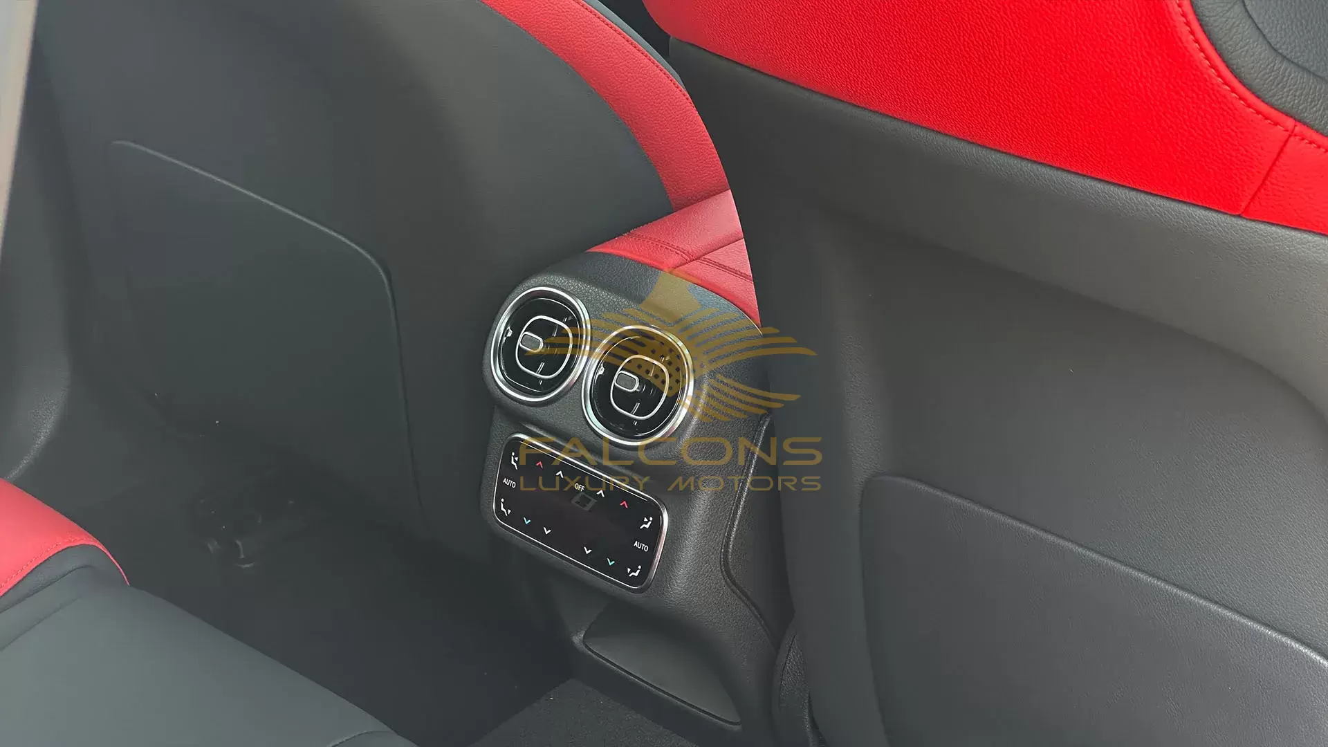2.0L 4MATIC Coupe AT - Image 16