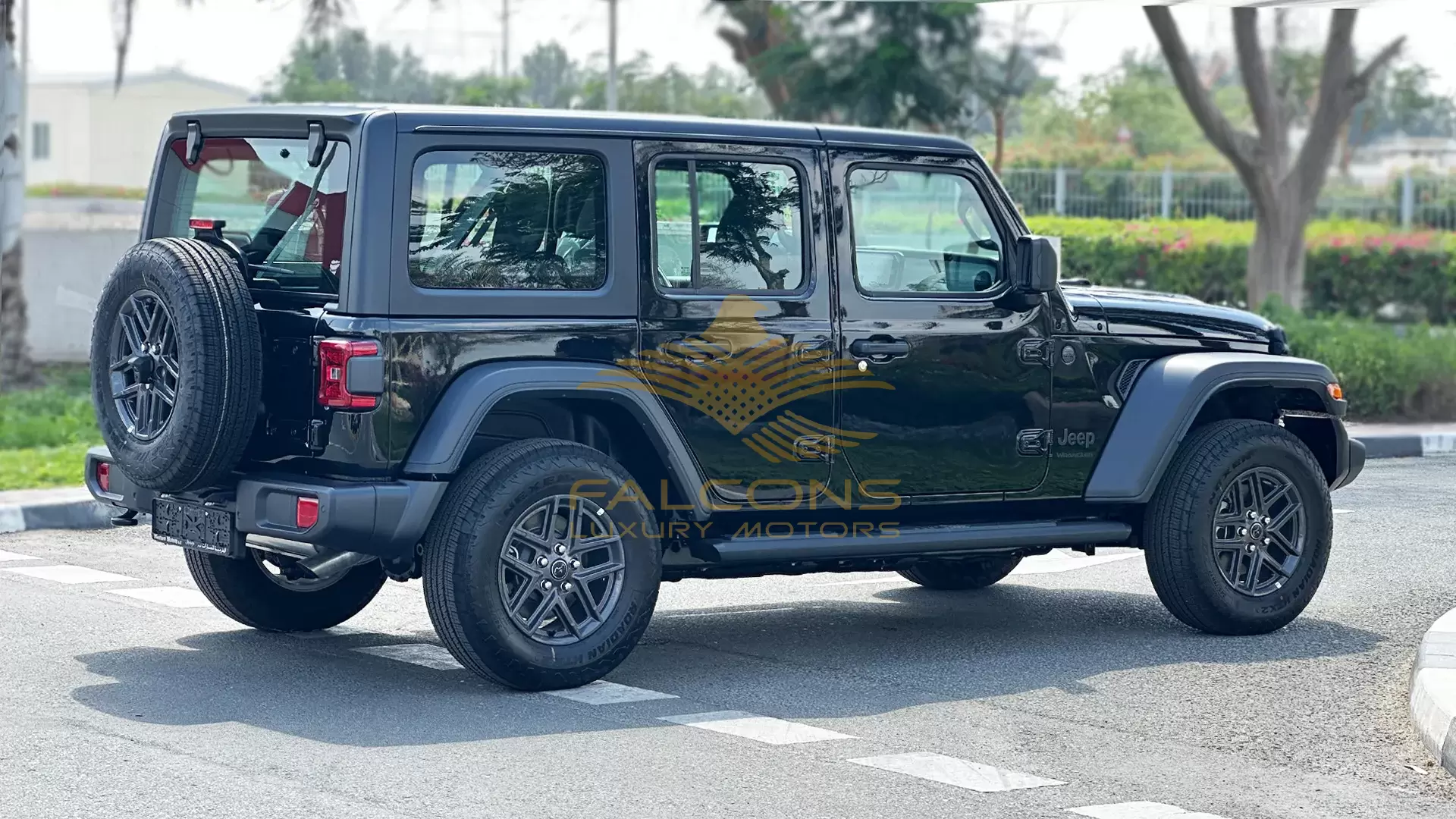 2.0L I4 JL Sport 4DR AT - Image 4