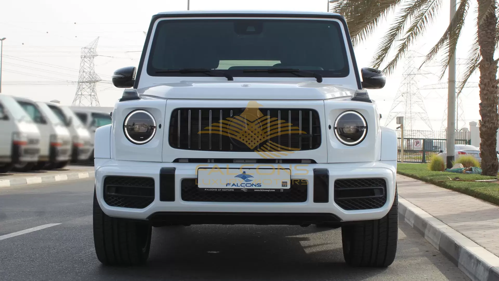 4.0L V8 AT - Image 6