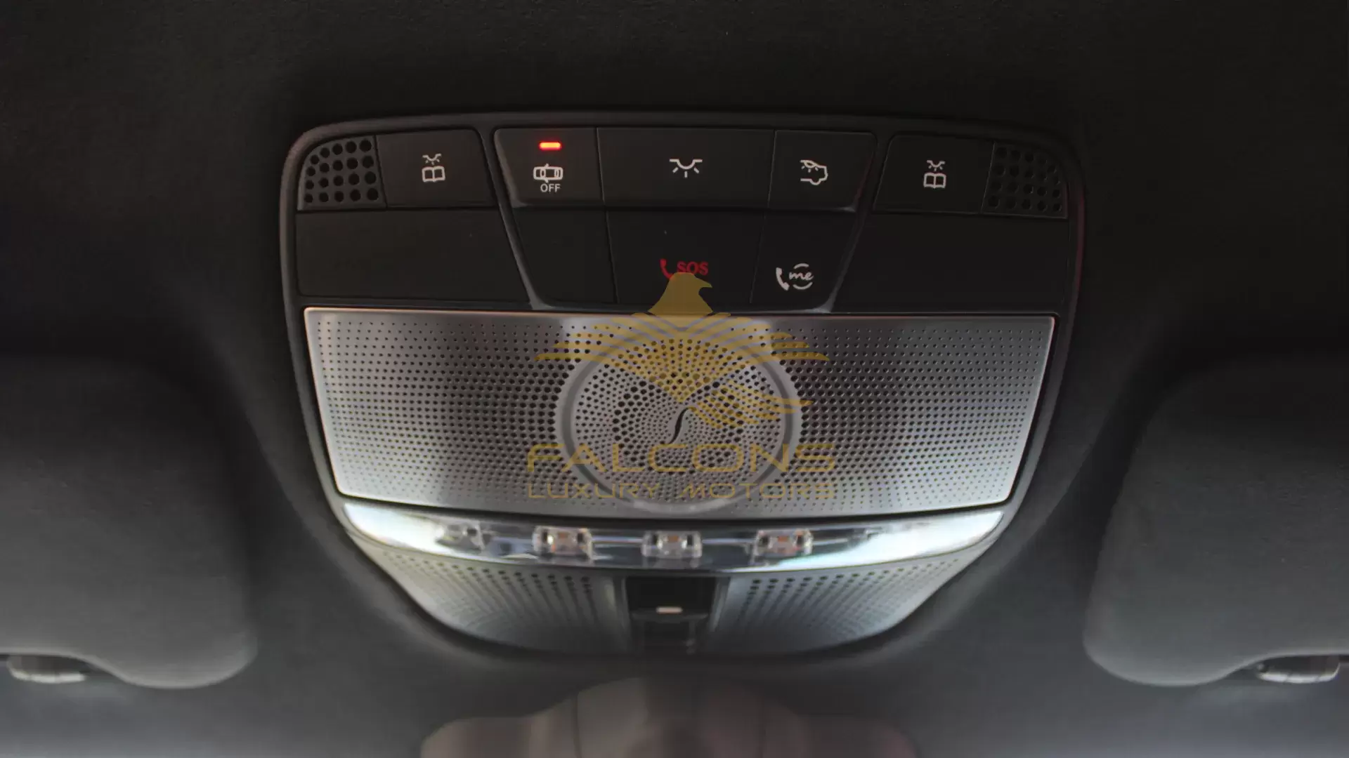 4.0L V8 AT - Image 20