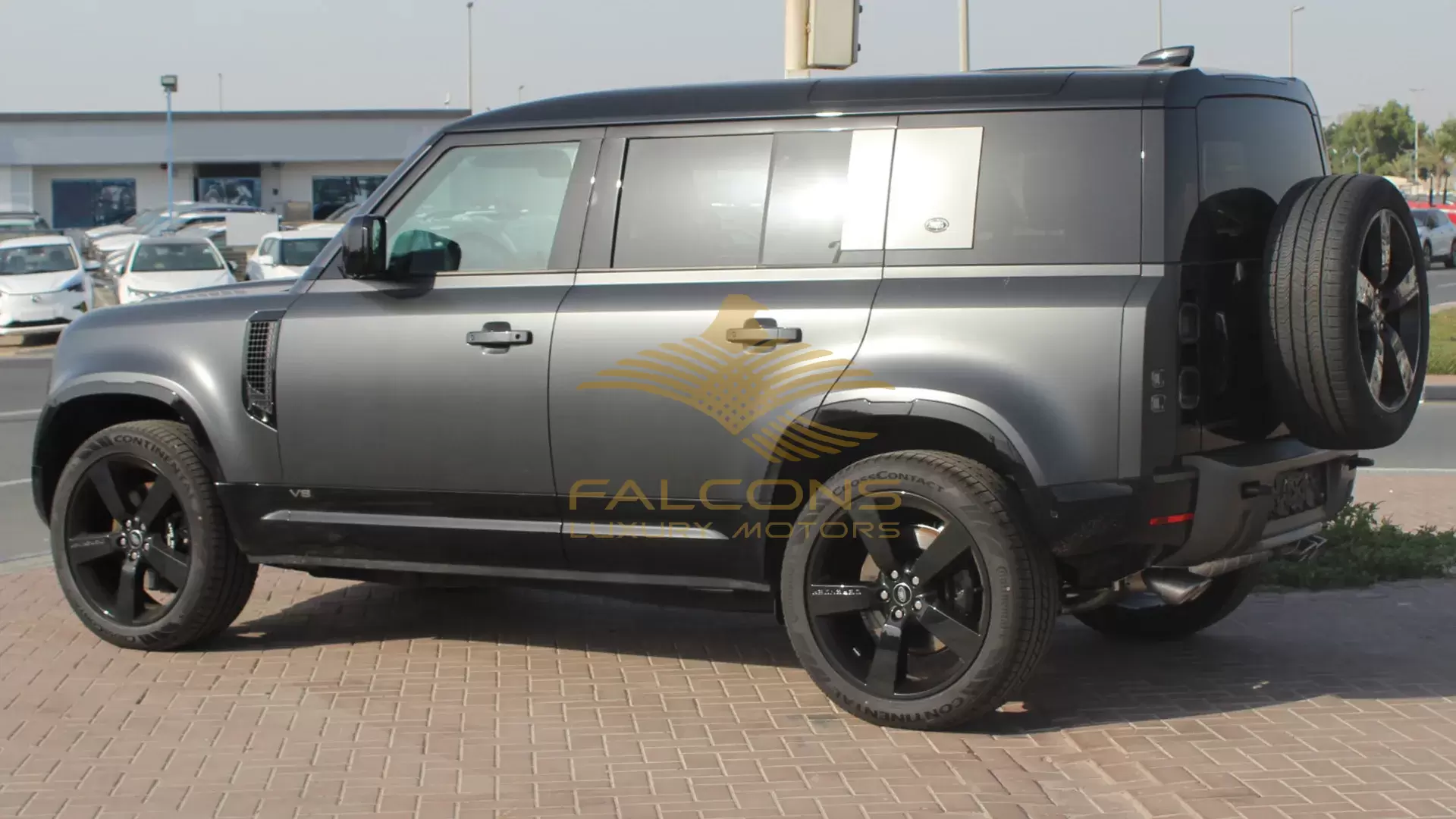 5.0L 110 V8 CARPATHIAN EDITION AT - Image 2