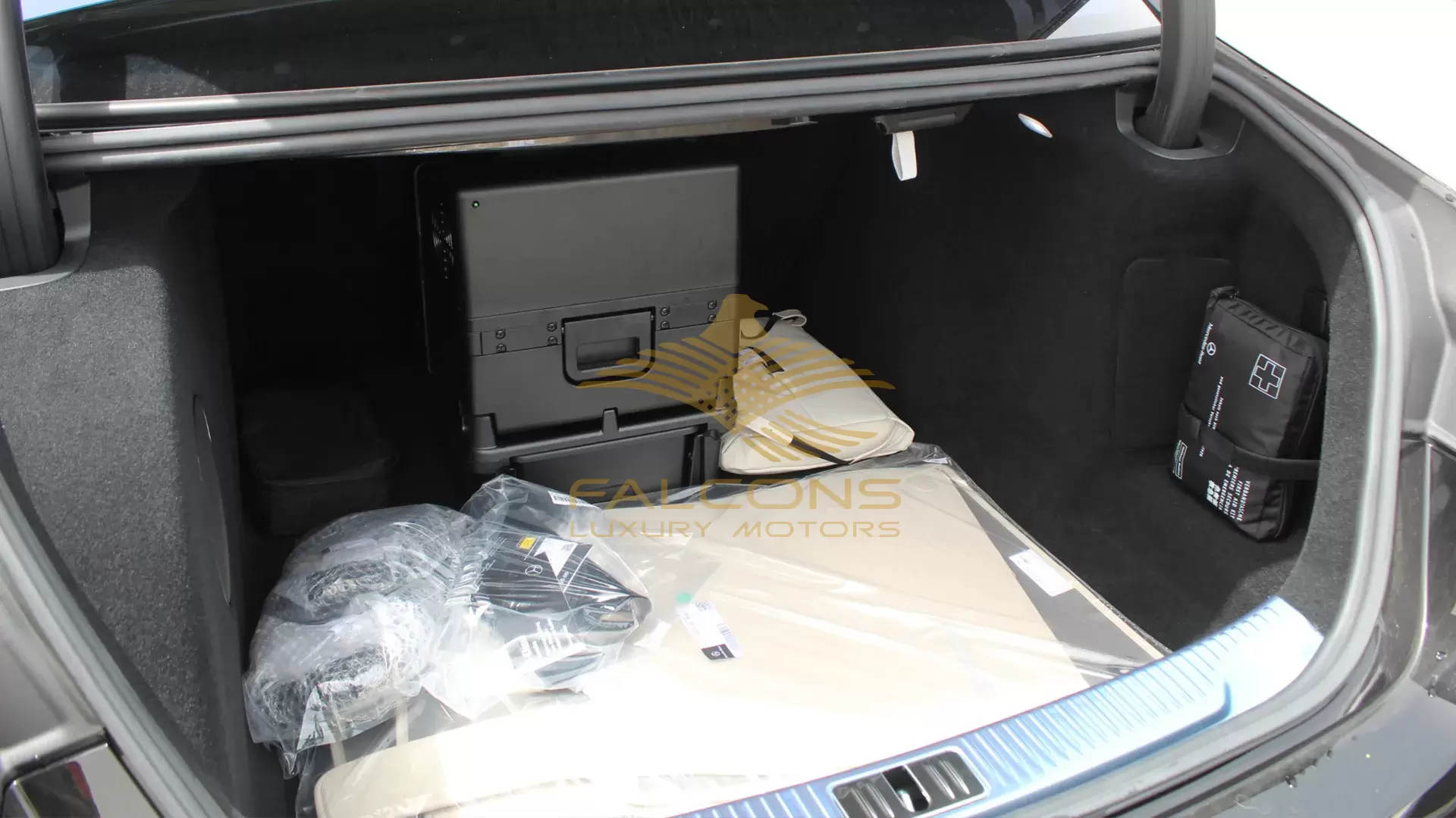 4MATIC 4.0L V8 LONG AT - Image 12