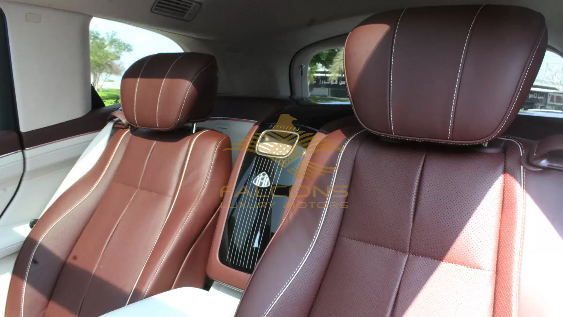 4.0L V8 Maybach AT - Image 18