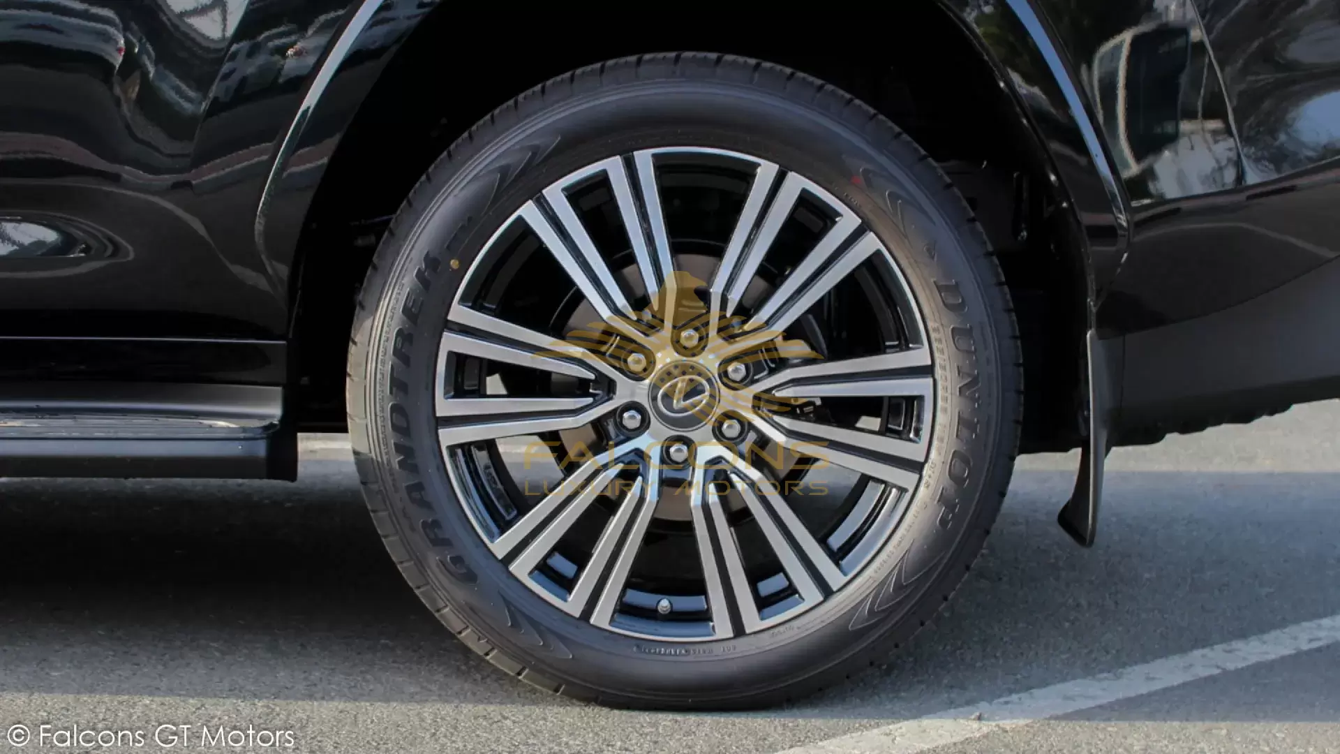 3.5L SIGNATURE AT 2025 - Image 11