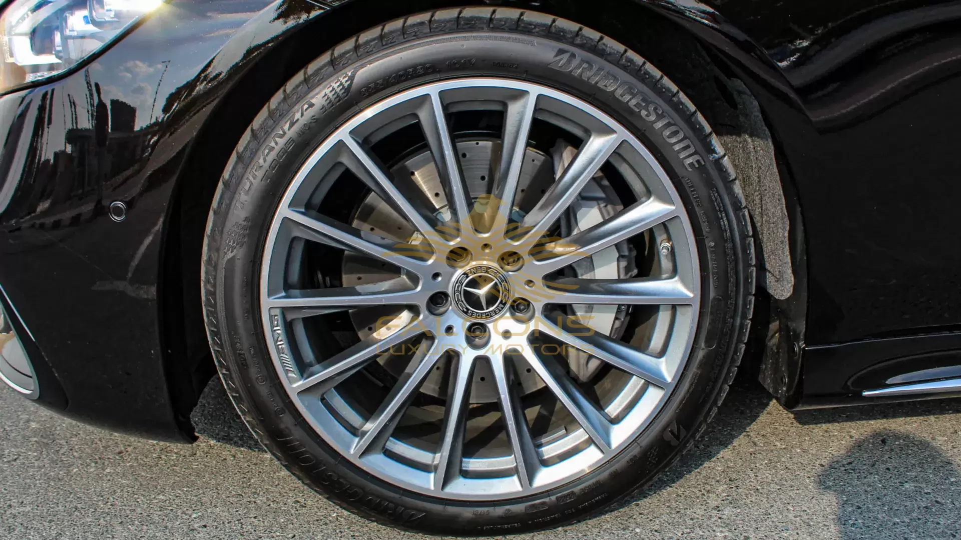 4MATIC 4.0L V8 9AT 2023 - Image 6
