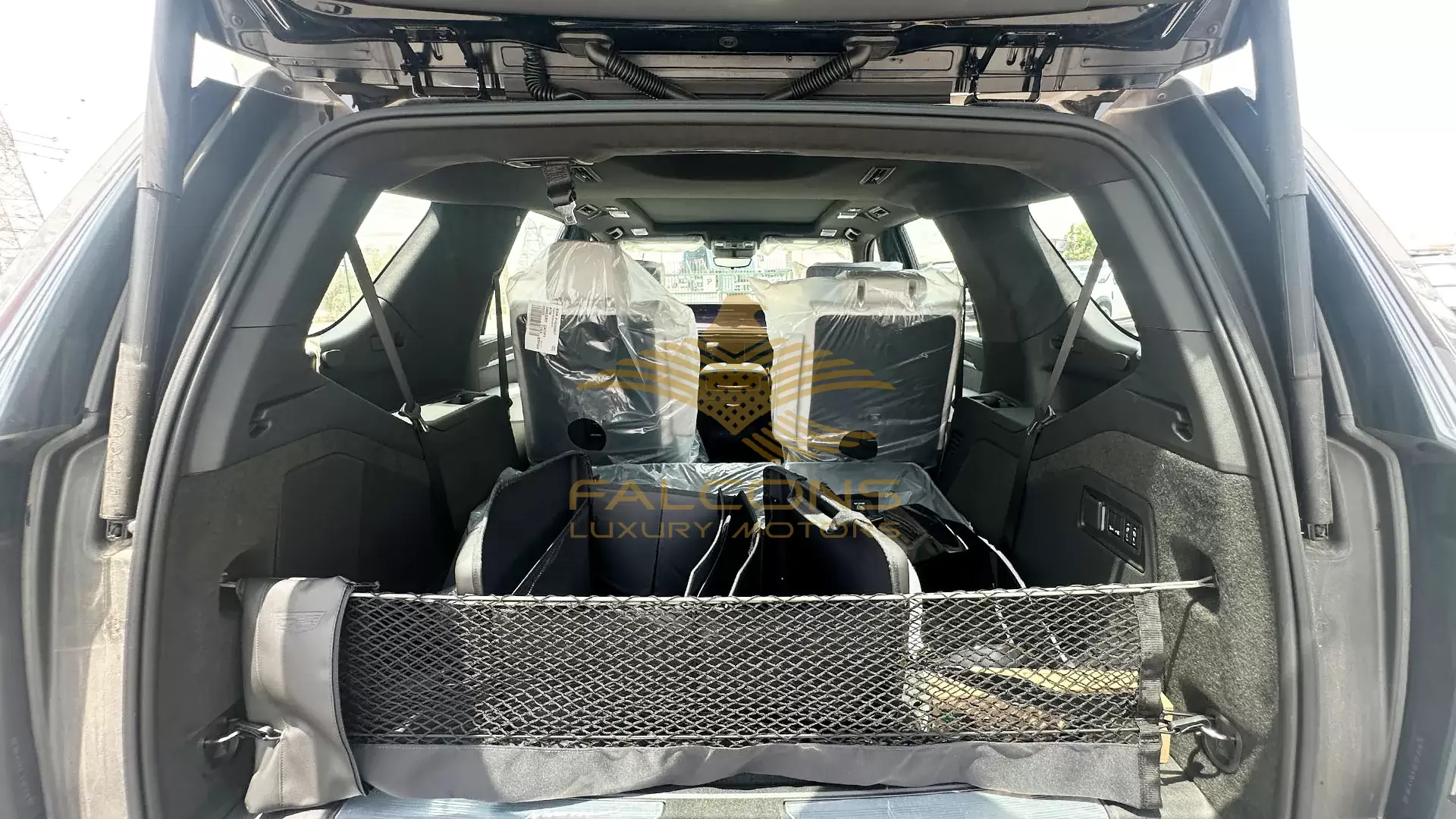 6.2L Sport Platinum 4WD AT - Image 25